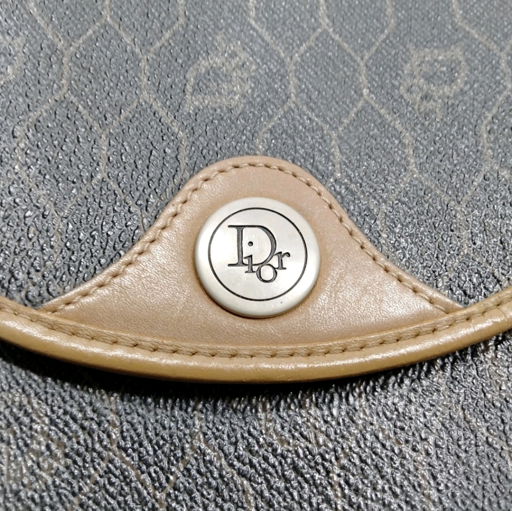 SALE❗️DIOR impeccable VTG Black and Brown Crossbody Bag with Gold Chain - Picture 8 of 9